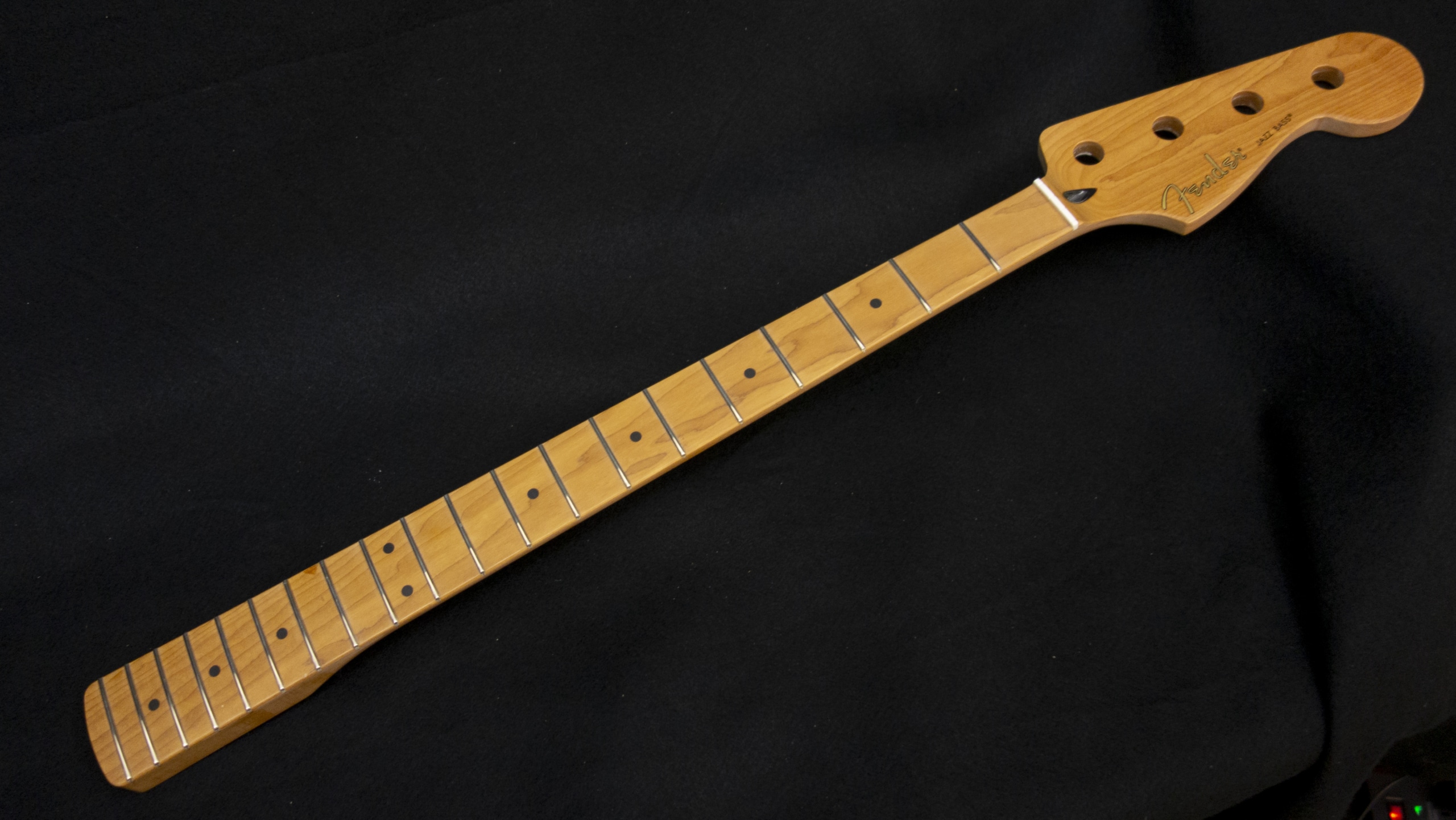 Fender Satin Roasted Maple Jazz Bass® Neck, 20 Jumbo Frets, 12″, Maple, Flat Oval Shape